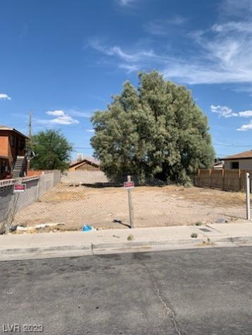 1826 Yale Street North Las Vegas NV 89030