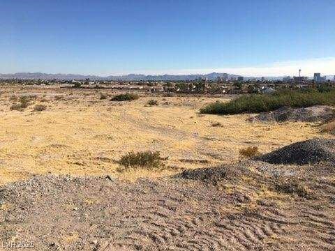 01 Brooks North Las Vegas NV 89032