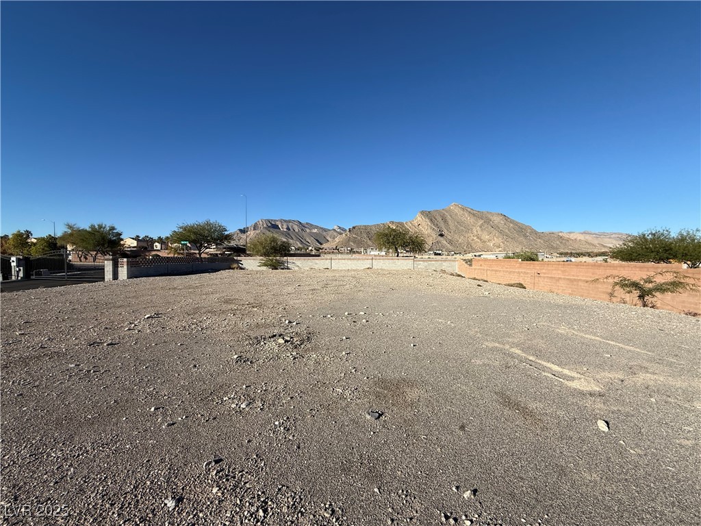 4040 North Tee Pee Lane Las Vegas NV 89129