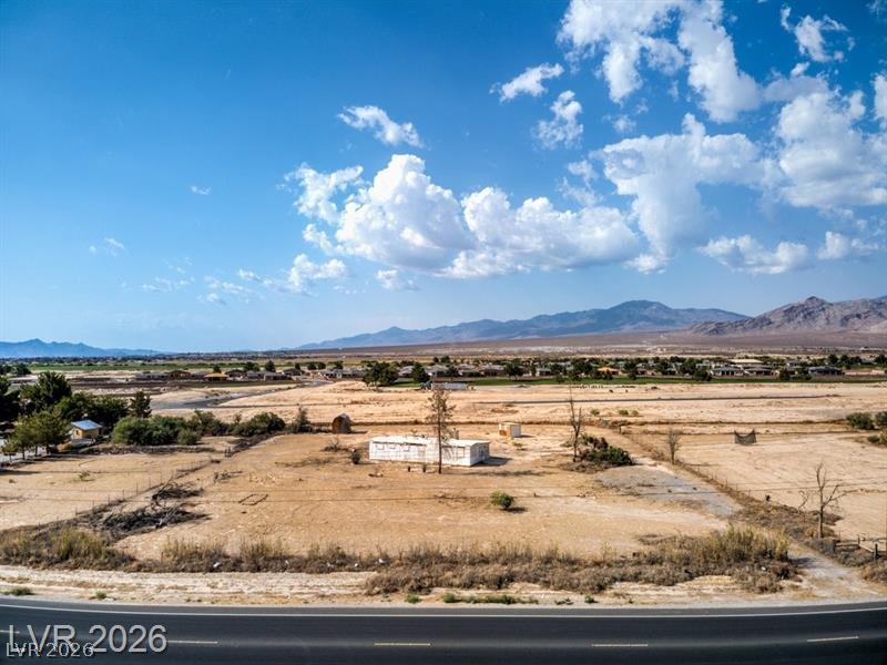 000 Linda Leslie Manse Street Pahrump NV 89060