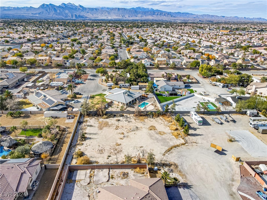 4015 Scott Russell Court North Las Vegas NV 89031