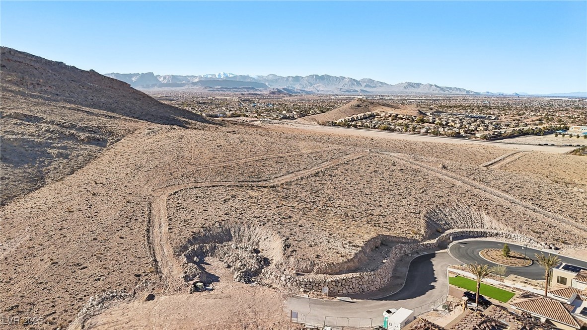 2 Shadow Canyon Court Las Vegas NV 89141