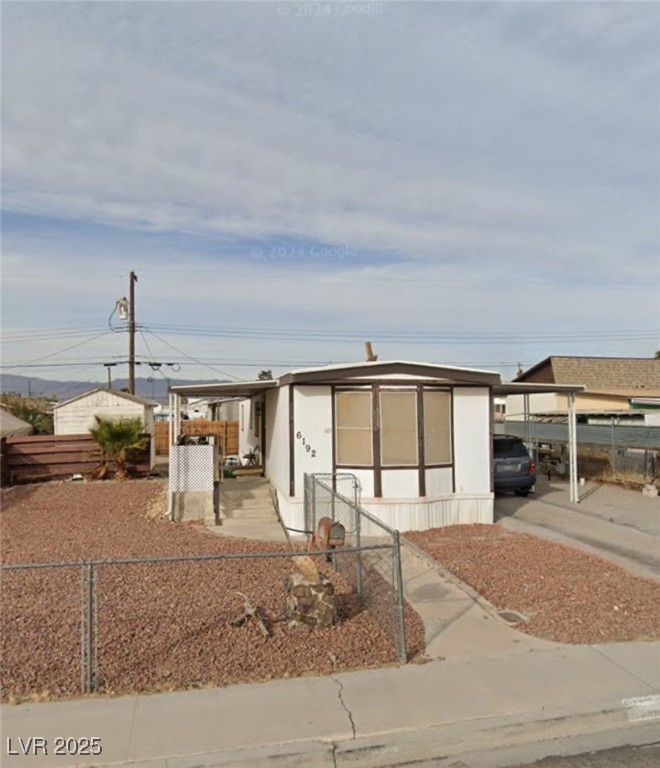 6192 Glacier Avenue Las Vegas NV 89156