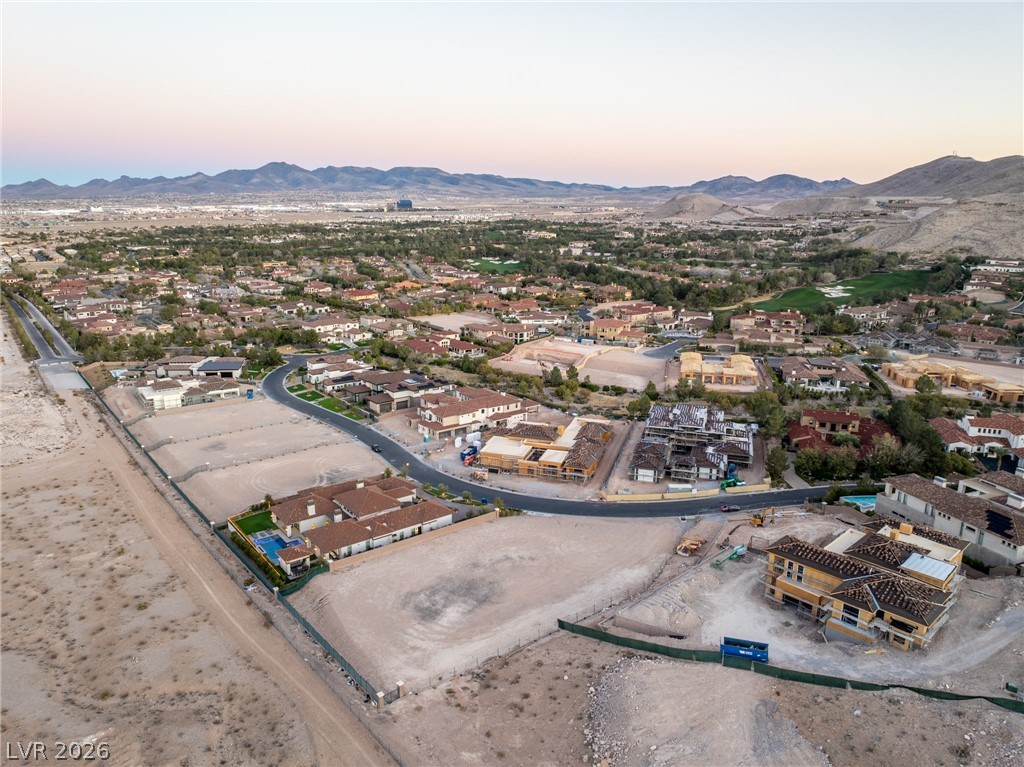 27 Olympia Canyon Way Las Vegas NV 89141