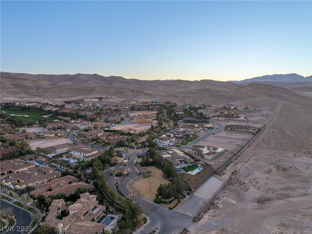 27 Olympia Canyon Way Las Vegas NV 89141