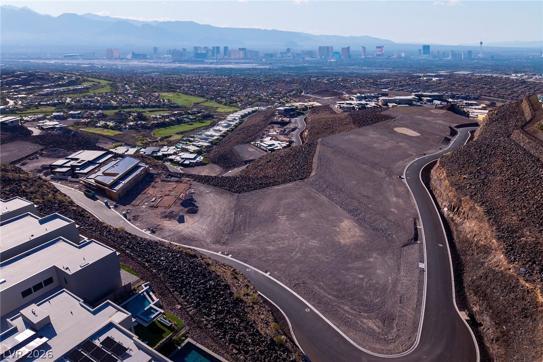 527 Rock Peak Drive Henderson NV 89012