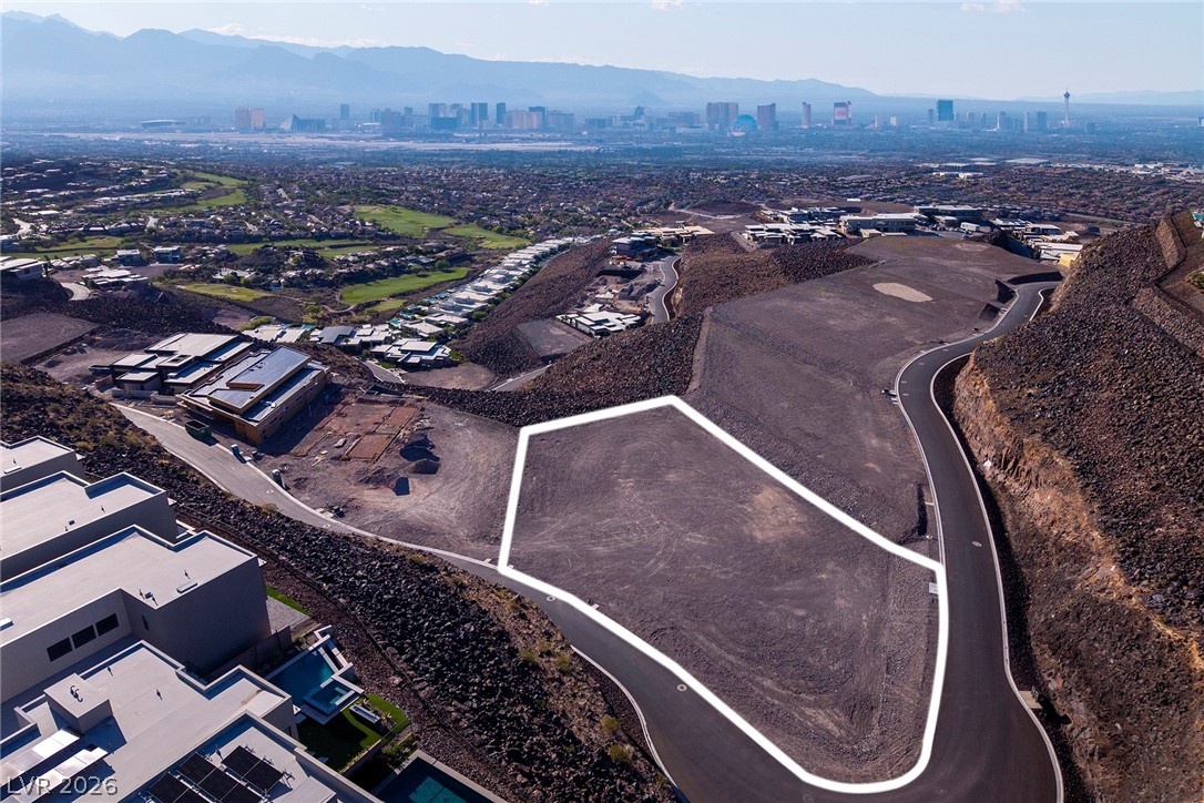 527 Rock Peak Drive Henderson NV 89012