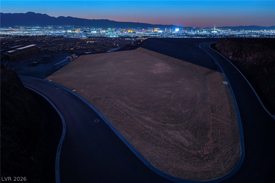 527 Rock Peak Drive Henderson NV 89012