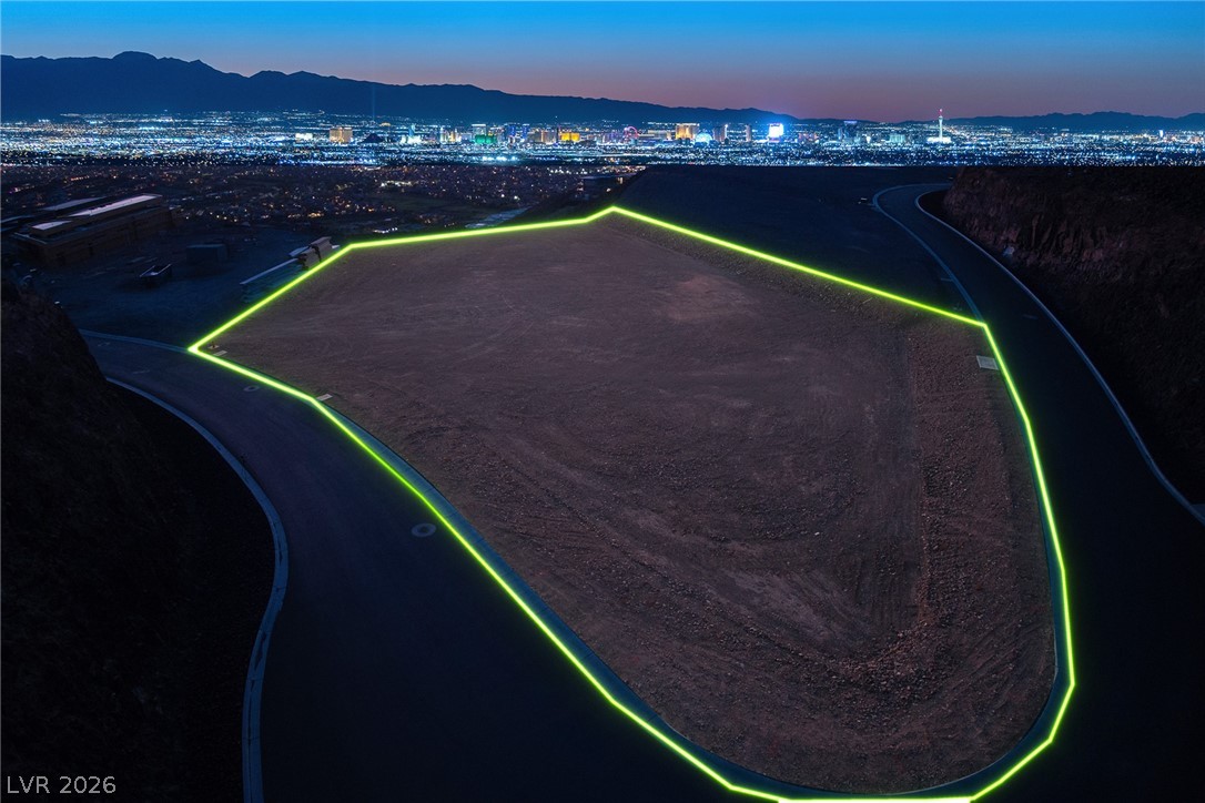 527 Rock Peak Drive Henderson NV 89012