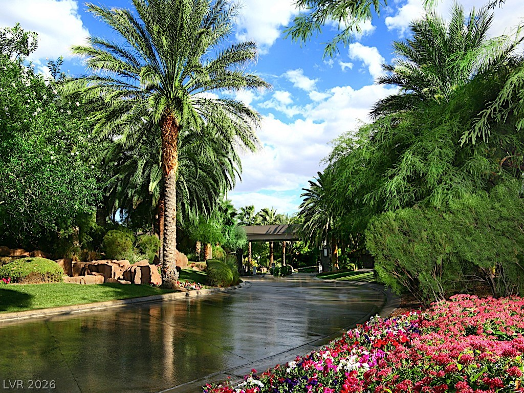 527 Rock Peak Drive Henderson NV 89012