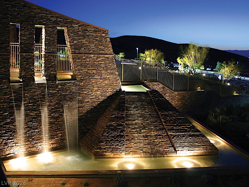 527 Rock Peak Drive Henderson NV 89012