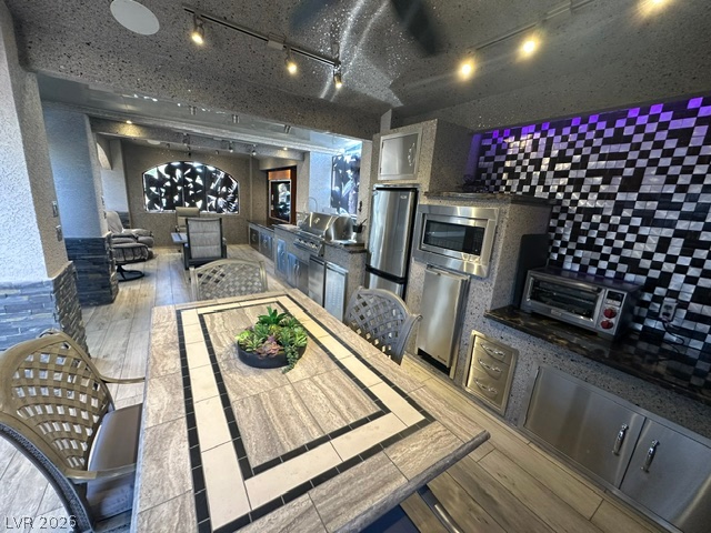 8175 Arville Street 400 Las Vegas NV 89139