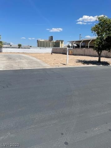 4628 Royal Ridge Way Las Vegas NV 89103