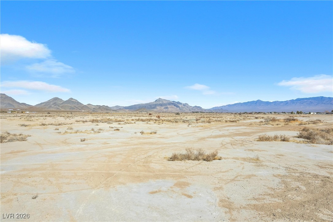 3751 West Betty Avenue Pahrump NV 89060
