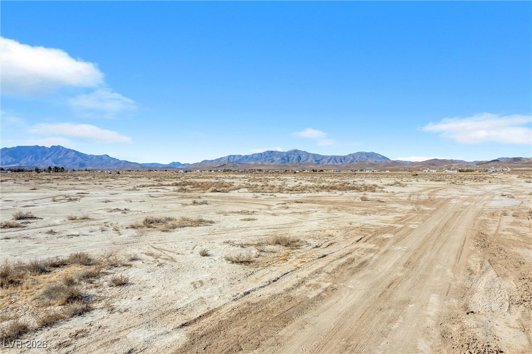 3751 West Betty Avenue Pahrump NV 89060