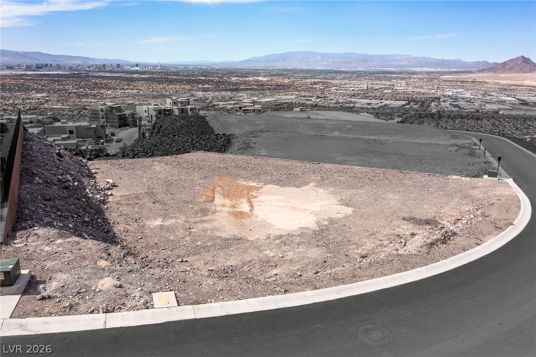 559 Grand Rim Drive Henderson NV 89012