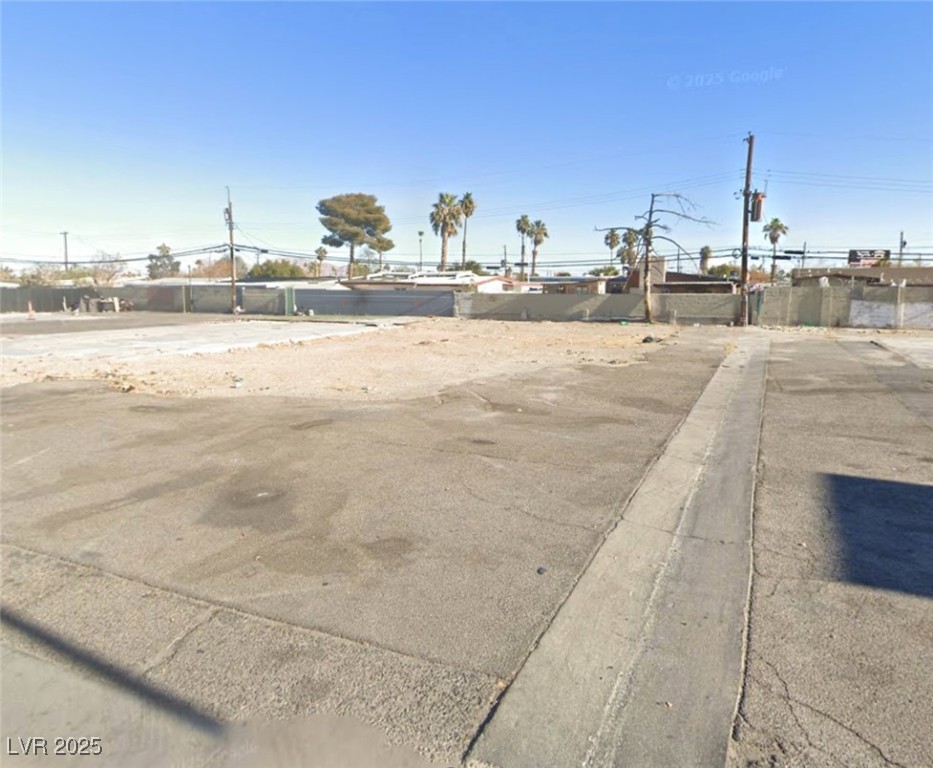 2201 Paradise Road Las Vegas NV 89104