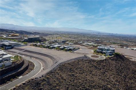12 Wanderlust Court Henderson NV 89012
