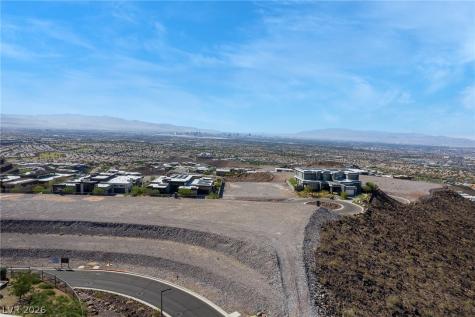 12 Wanderlust Court Henderson NV 89012