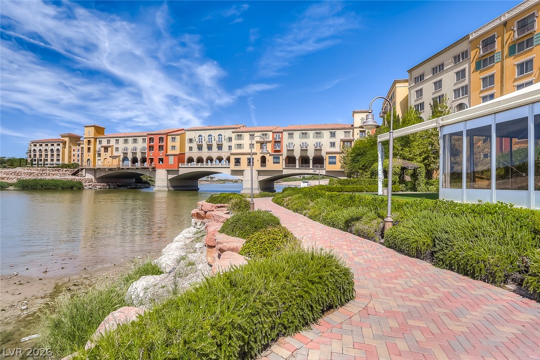 17 Via Del Garda Henderson NV 89011