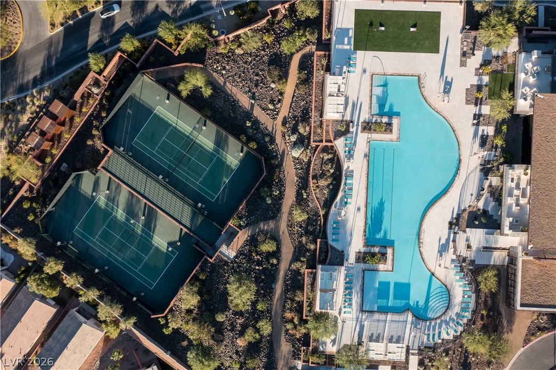 7 Chisel Crest Court Henderson NV 89012