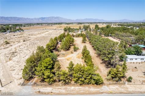 6210 Hawkins Way Pahrump NV 89061