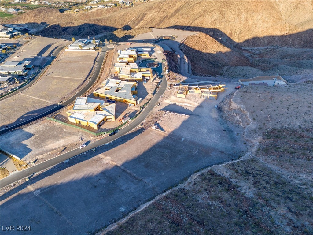 7 Chisel Crest Court Henderson NV 89012