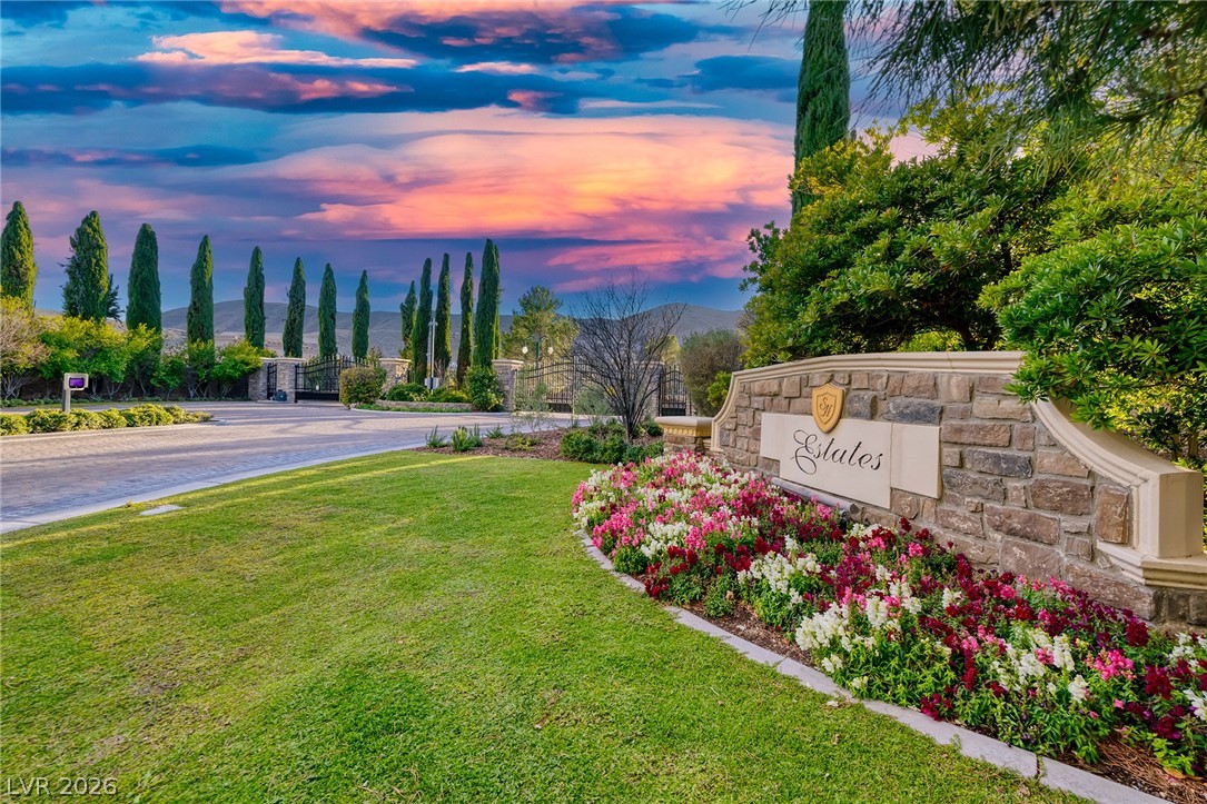 6 Eagles Landing Lane Las Vegas NV 89141
