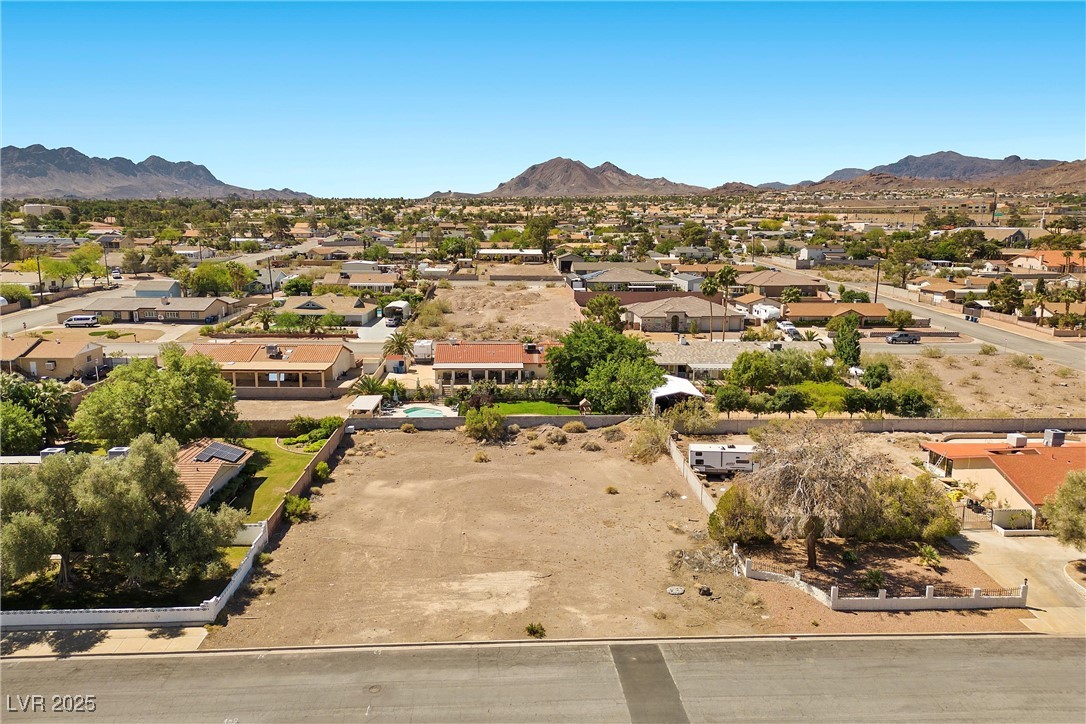 221 E. Longacres Henderson NV 89015