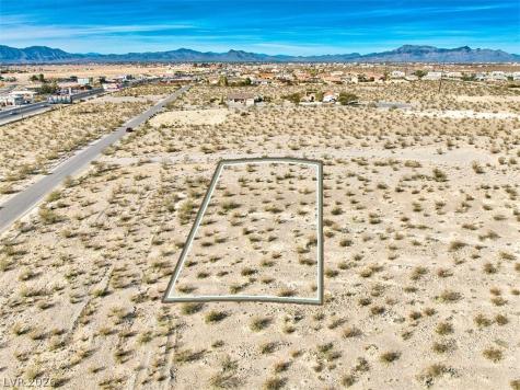 2381 South Crow Lane Pahrump NV 89048