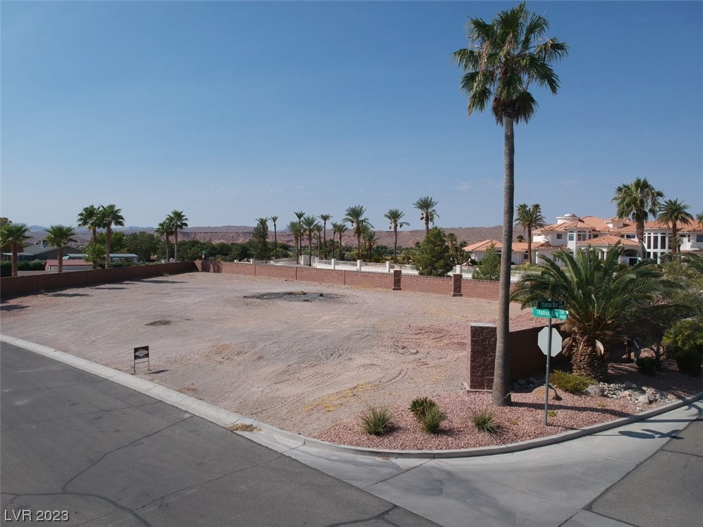1112 Thomas Bay Circle Logandale NV 89021