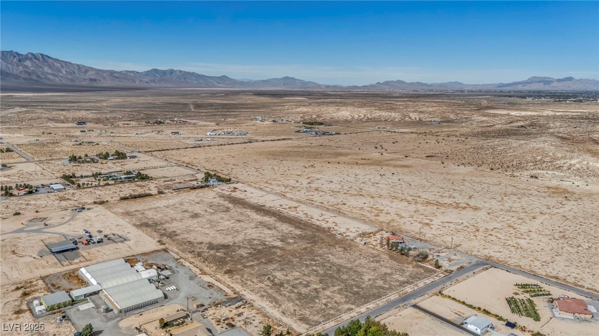 2351 Bond Street Pahrump NV 89048