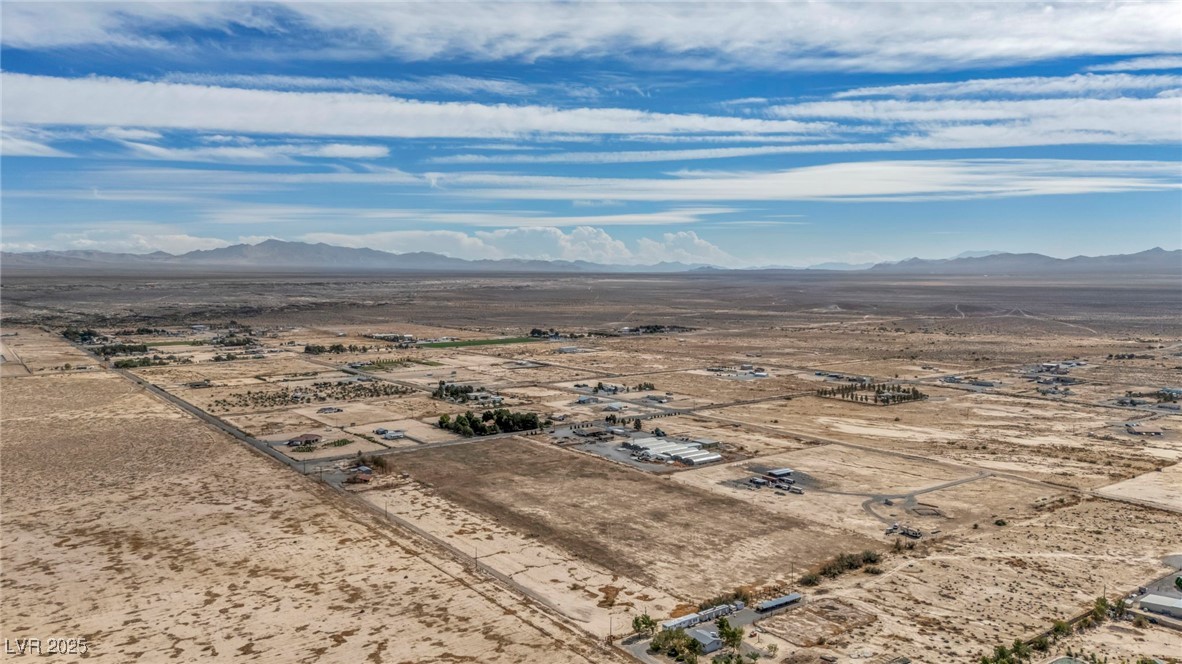 2351 Bond Street Pahrump NV 89048