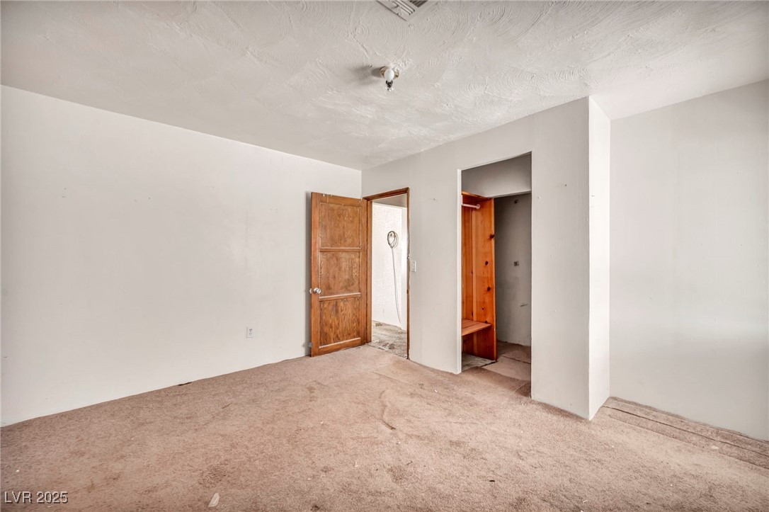 2351 Bond Street Pahrump NV 89048