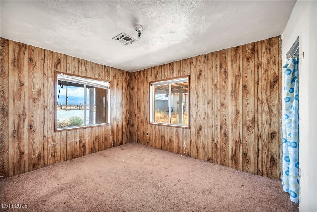 2351 Bond Street Pahrump NV 89048