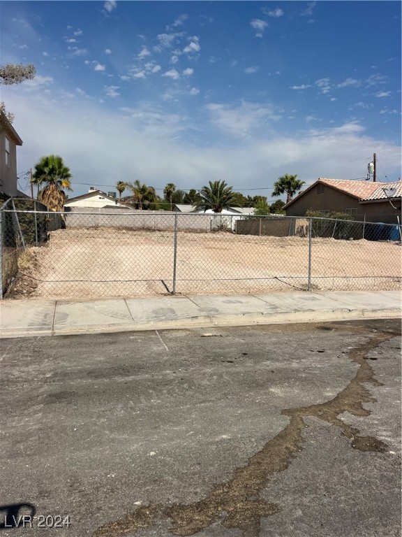 913 Noorozian Court Las Vegas NV 89107