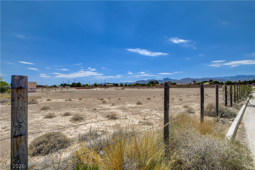 6465 Meisenheimer Avenue Las Vegas NV 89131