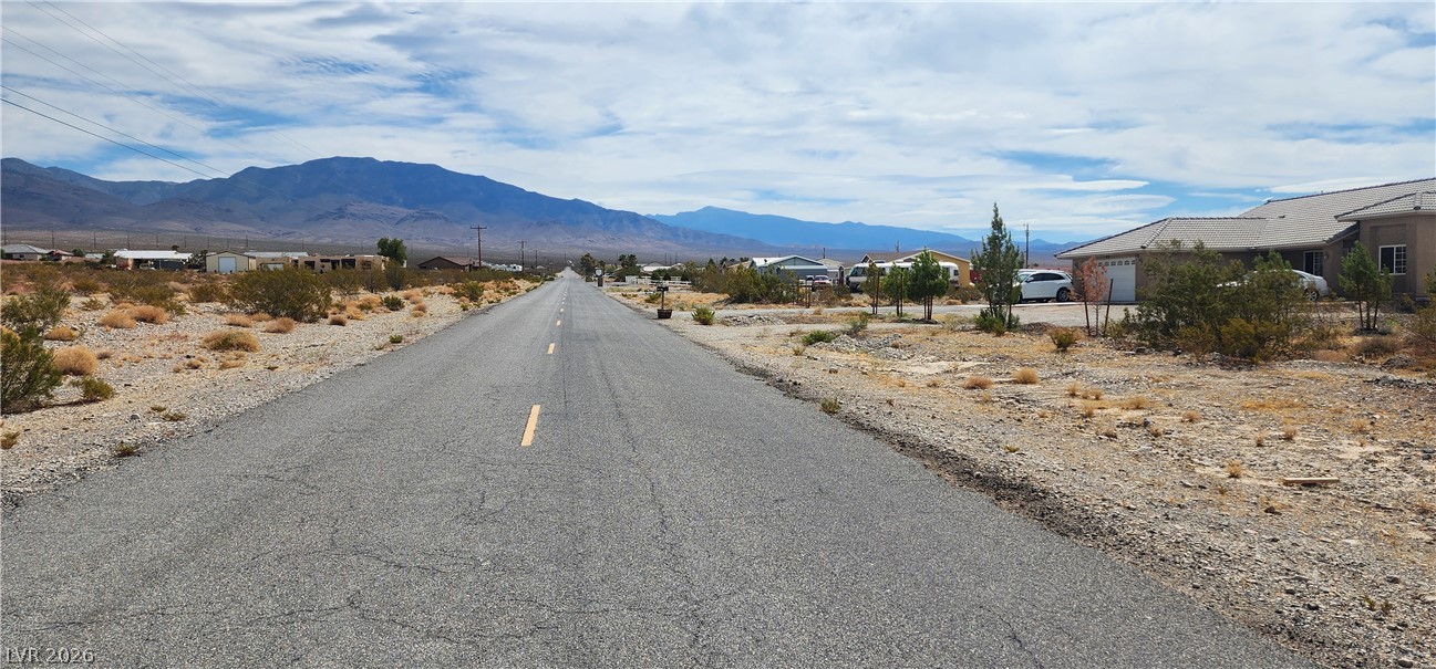 521/581 East Train Way Pahrump NV 89060
