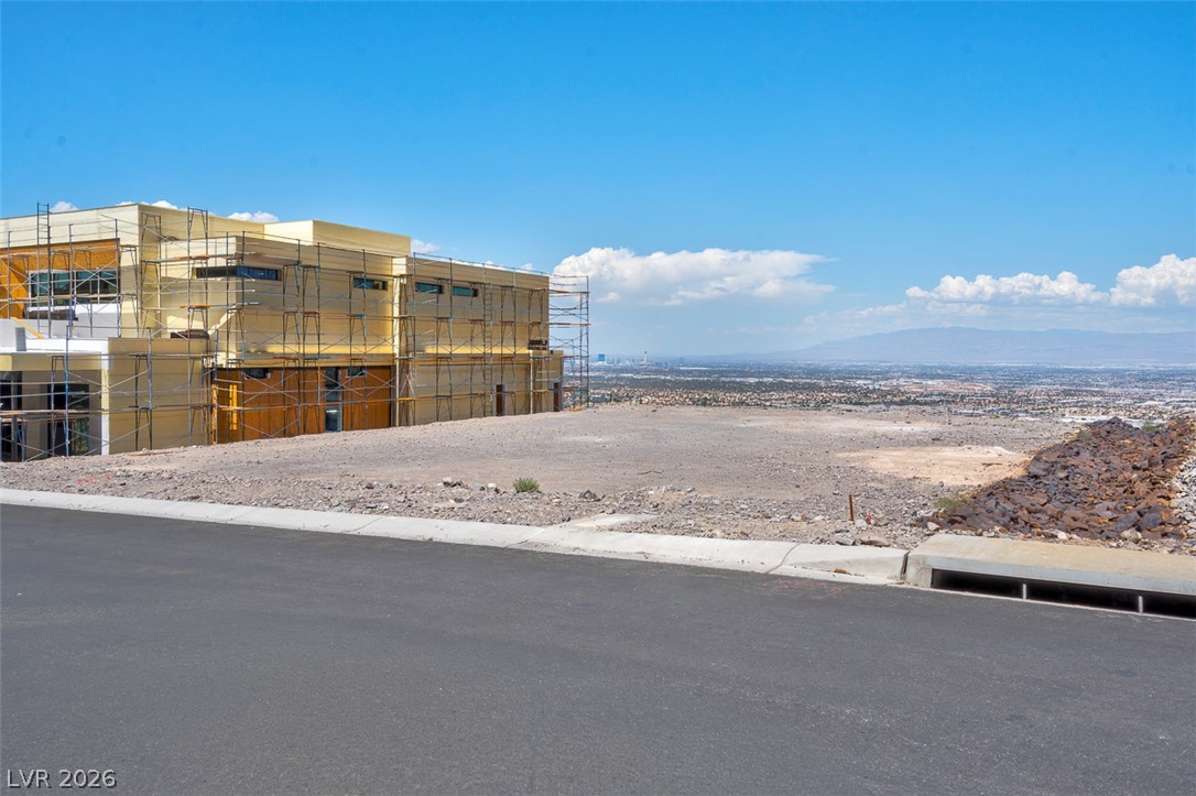 567 Rock Peak Drive Henderson NV 89012