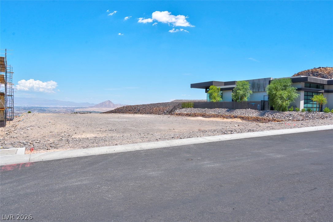 567 Rock Peak Drive Henderson NV 89012