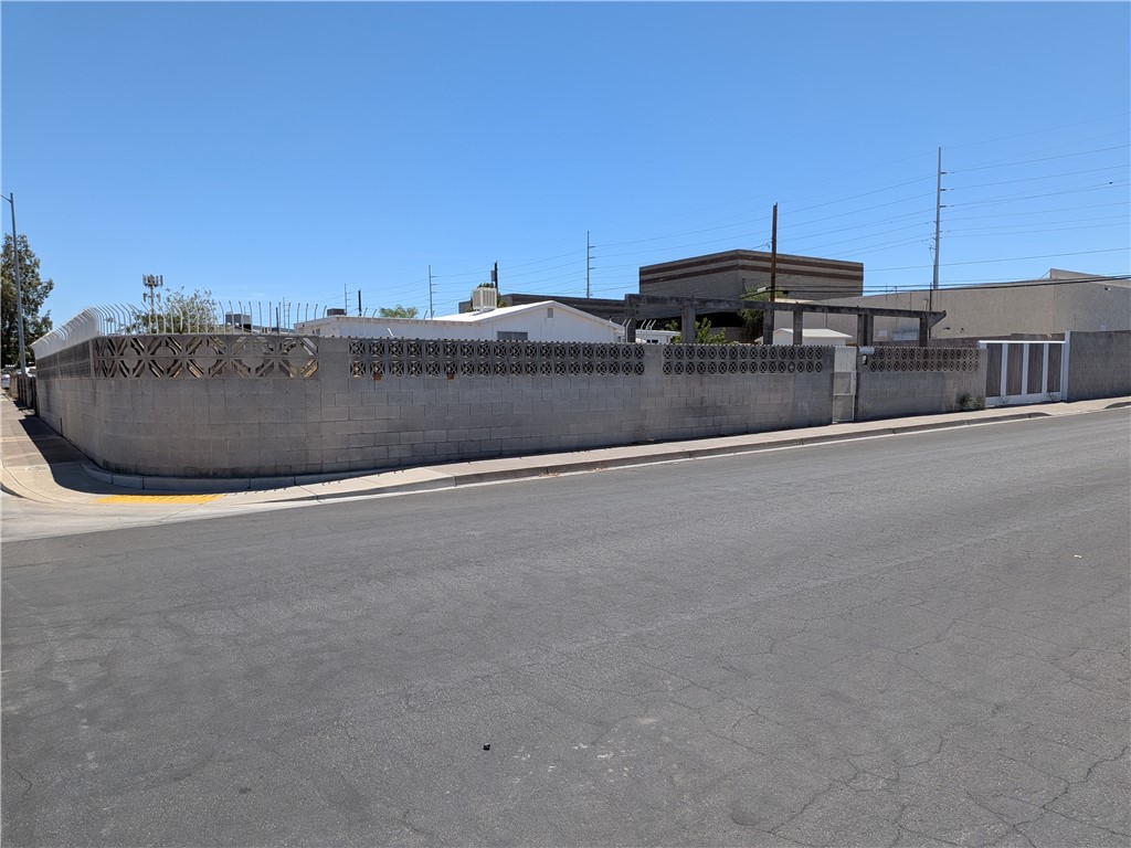 1337 Palm Street Henderson NV 89011