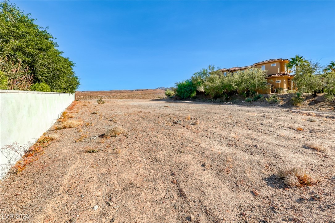 14 Pyrenees Court Henderson NV 89011