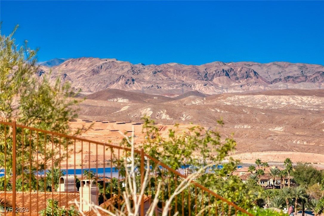 14 Pyrenees Court Henderson NV 89011