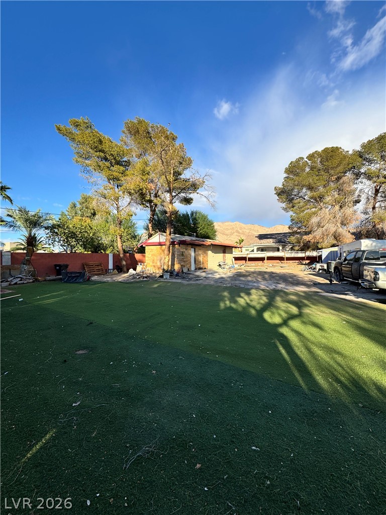 6132 Silver Road Las Vegas NV 89110