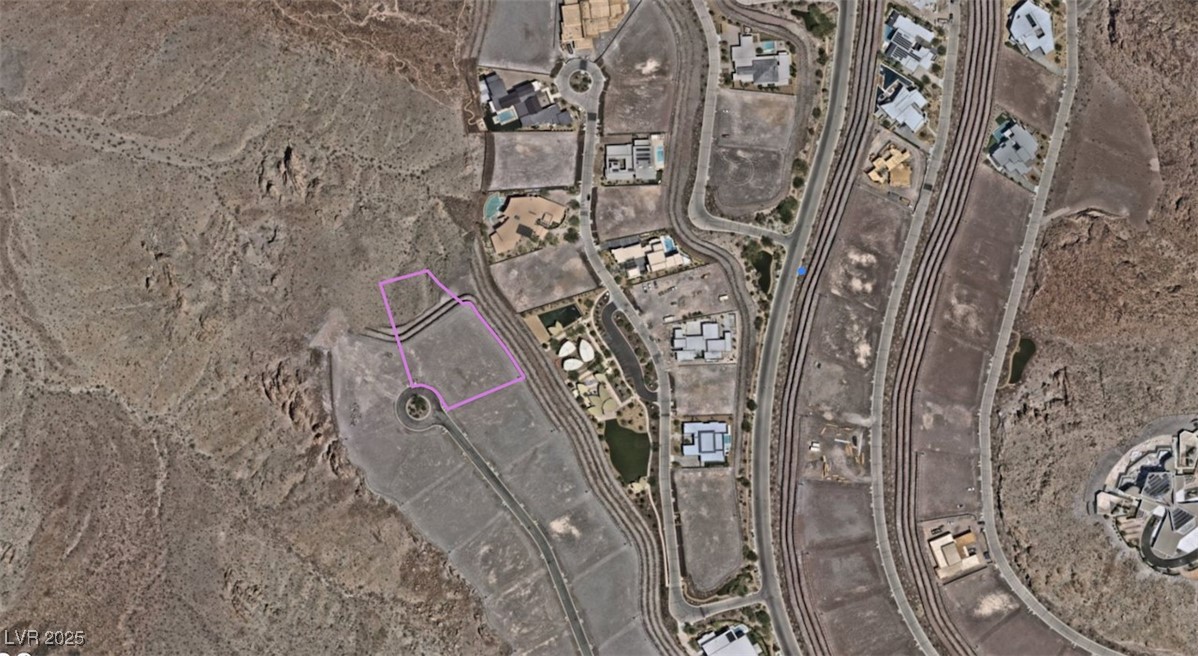 2 Highcrest Court Henderson NV 89012