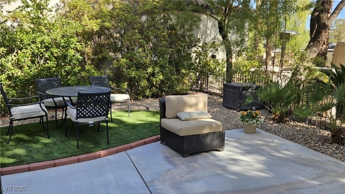 8175 Arville Street 116 Las Vegas NV 89139
