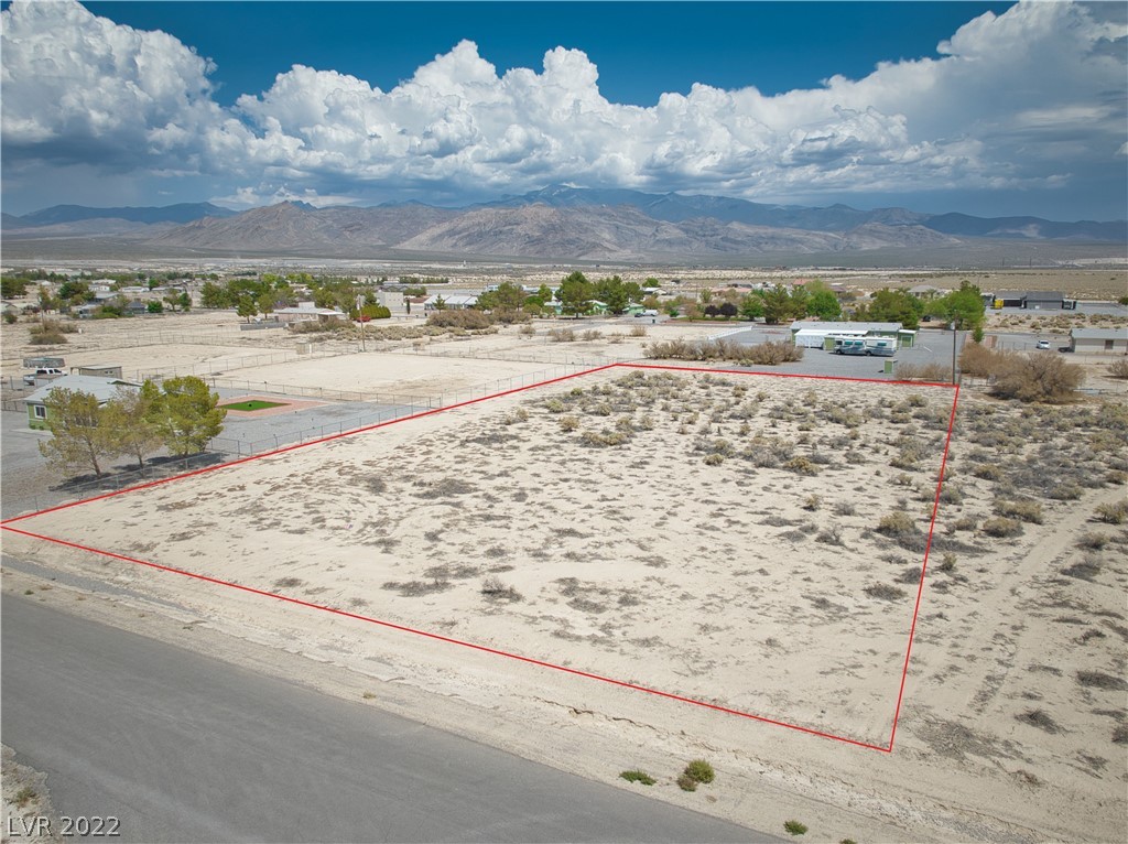 3781 South Oakleaf Avenue Pahrump NV 89048