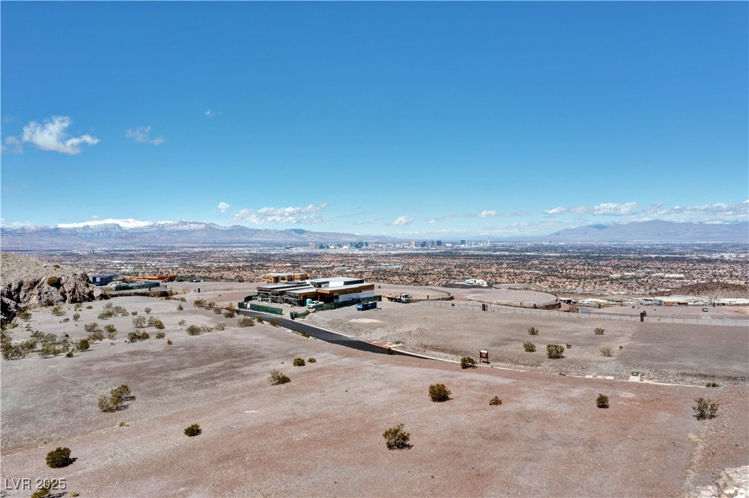 9 Chisel Crest Court Henderson NV 89012