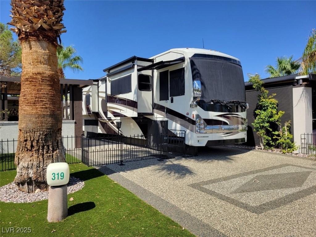 8175 Arville Street 319 Las Vegas NV 89139