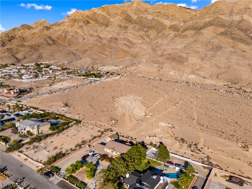 310 Peaceful Street Las Vegas NV 89110